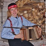 Oliver Marti, Blockfloete, Gasthof Restaurant Rumpel, Trimbach. Private Veranstaltung. Alleinunterhaltung und Conférence. Olivers urchige Musig-Grüss mit em Ämmitaler-Örgeli. Immer mit dabei ist Olivers "älteste Instrumenten-Freundin Trudi" und das chromatische Schwyzeroergeli. November 2013