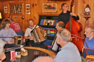 Musikstubete Gasthof zur Post Hasliberg Goldern, Oliver Marti, 08.15 Musig und Franz Anderegg,